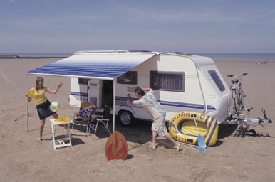 2025 Thule Omnistor 1200